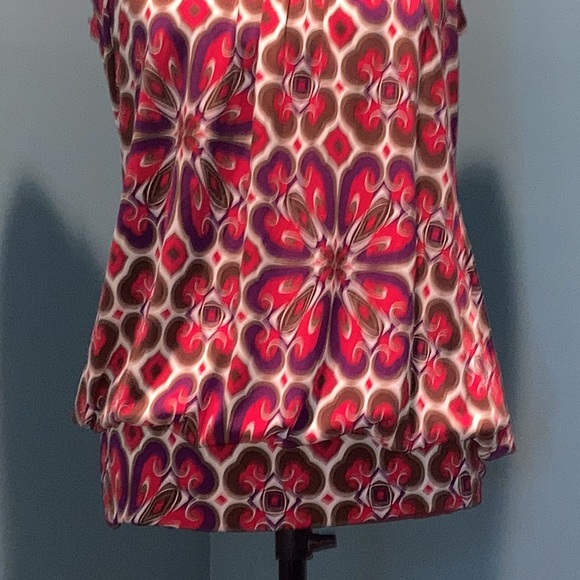 Rampage Red and Brown Print Top Size Medium - Picture 3 of 11